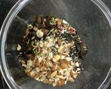A picture of step 4 of Crunchy paan balls.