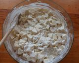 Foto del paso 4 de la receta: Ensalada navideña de mi mamá (perón y piña)