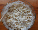 Foto del paso 4 de la receta: Ensalada navideña de mi mamá (perón y piña)