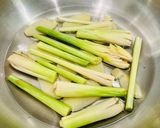 Hình bước làm 3 của món Gà Hấp Nấm (One Pot)