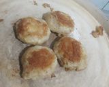 A picture of step 2 of Ragda patties.