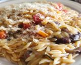 Foto del paso 3 de la receta: Orzo vegano one pot