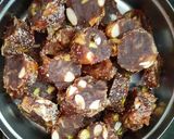 ખજૂર રોલ (Khajoor Roll Recipe In Gujarati) રેસીપી સ્ટેપ9ફોટો