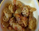 A picture of step 3 of Bhey ki sabzi.
