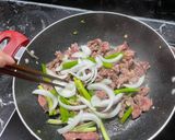 Hình bước làm 8 của món Phở xào thịt bò chuẩn vị nhà hàng