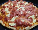 Foto del paso 4 de la receta: Pizzas caseras (fugazzeta y de jamón crudo)