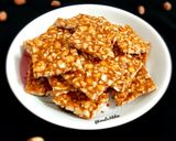 શીંગ ની ચીકી (Peanuts Chikki Recipe In Gujarati) રેસીપી સ્ટેપ6ફોટો