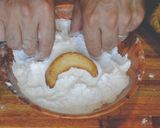 Foto del paso 6 de la receta: Halwa Hilal dulce con forma de media luna/fácil y rápido