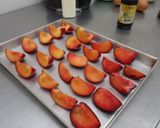 Foto del paso 2 de la receta: Torta de ciruelas frescas y yogurt