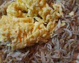 Foto langkah ke 3 dari resep Nasi Goreng Teri Ceria.