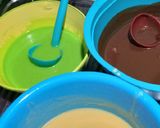 Foto langkah ke 3 dari resep Puding marmer.