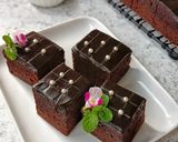 Foto langkah ke 6 dari resep Coklat Moist Cake aka Kek Coklat Ketagih.
