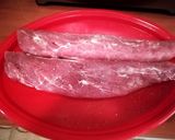 Baconba tekert szűzpecsenye hagyma- és krumpliágyon recept fázis 2 fotója