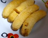 Foto langkah ke 1 dari resep Resep Bolu kukus pisang raja takaran sendok.