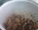 Foto del paso 2 de la receta: Champiñones a la cerveza (A mi manera)