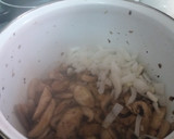 Foto del paso 2 de la receta: Champiñones a la cerveza (A mi manera)