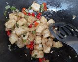 Foto langkah ke 4 dari resep Tahu Cabe Garam.