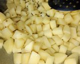 आलू की सुखी सब्जी (Aloo ki sukhi sabji recipe in Hindi) रेसिपी चरण 2 फोटो