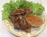 Foto langkah ke 8 dari resep Ayam goreng bawang putih sambel jahe bawang.