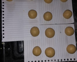 A picture of step 3 of Raspberry cave cookies.