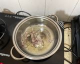 Hình bước làm 2 của món Mướp Hương Xào Thịt Bò