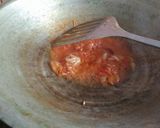 Foto langkah ke 3 dari resep Spaghetti rebus bumbu sambal tomat pedas.