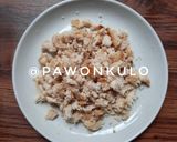 Foto langkah ke 2 dari resep Onigiri Tuna Mayo Rumahan.