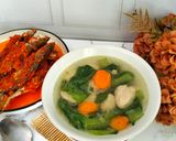 Foto langkah ke 5 dari resep Sayur Bening Pokcoy Wortel dan Bakso.