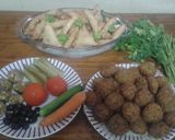 صورة لخطوة 7 من وصفة أرز بالعصفر وشوربة فاصولياء وسمبوسك وفلافل