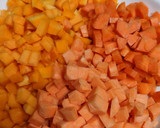 Foto del paso 1 de la receta: Sopa de batata, calabaza y zanahoria