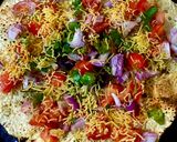 A picture of step 5 of Masala papad.