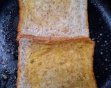 Foto langkah ke 2 dari resep Avocado Egg Toast.
