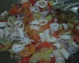Foto langkah ke 2 dari resep Cumi Saus Padang.