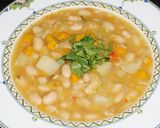 Foto del paso 4 de la receta: Porotos blancos veganos con zapallo y verduras