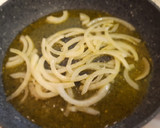 Foto del paso 2 de la receta: Noodles con pollo y gambas
