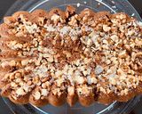 A picture of step 6 of Dates and walnuts cake -vegan.