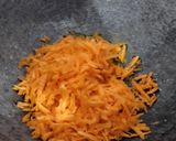 A picture of step 1 of Carrot Halwa.
