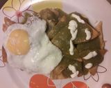 Foto del paso 2 de la receta: Chilaquiles verdes picosito