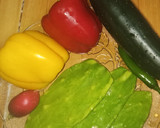 Foto del paso 2 de la receta: Medallones de cerdo, ensalada de verdolagas y "jugo verde"