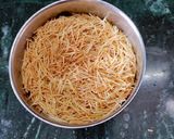 A picture of step 1 of Carrot Vermicelli Upma.