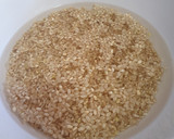 Foto del paso 1 de la receta: Arroz integral de cigalitas con fondo de restos pescado asado