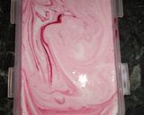 A picture of step 3 of Strawberry ice cream.