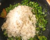 A picture of step 3 of Lilva Beans Rice.