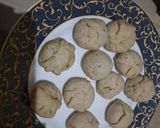 A picture of step 11 of Lilava kachori.