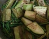 Foto langkah ke 4 dari resep Sayur lodeh kacang & terong enakkk 😘😘.
