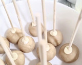 Foto del paso 2 de la receta: Piruletas de vainilla bañadas con chocolate blanco