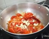 A picture of step 4 of Paneer butter masala.