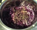 Une image de l'étape 6 de Salade bicolore de chou rouge,oignon de roscoff et scarole.