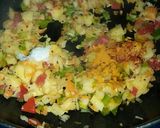 A picture of step 5 of Potato veggies stuff papad roll with salad.