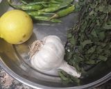 A picture of step 1 of Chilli thecha.